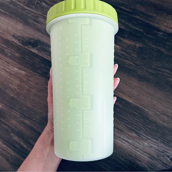 Mud buster - gentle paw washer - Picture 3 of 6